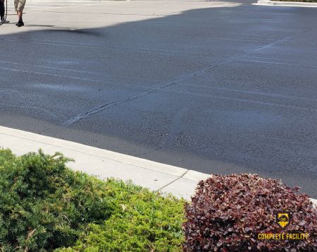 Parking Lot Sealcoating for Utah Facilities Industrial Buildings from Complete Facility Management Solutions